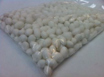 Kayısı çekirdekli şeker (1 kg paketlerde)