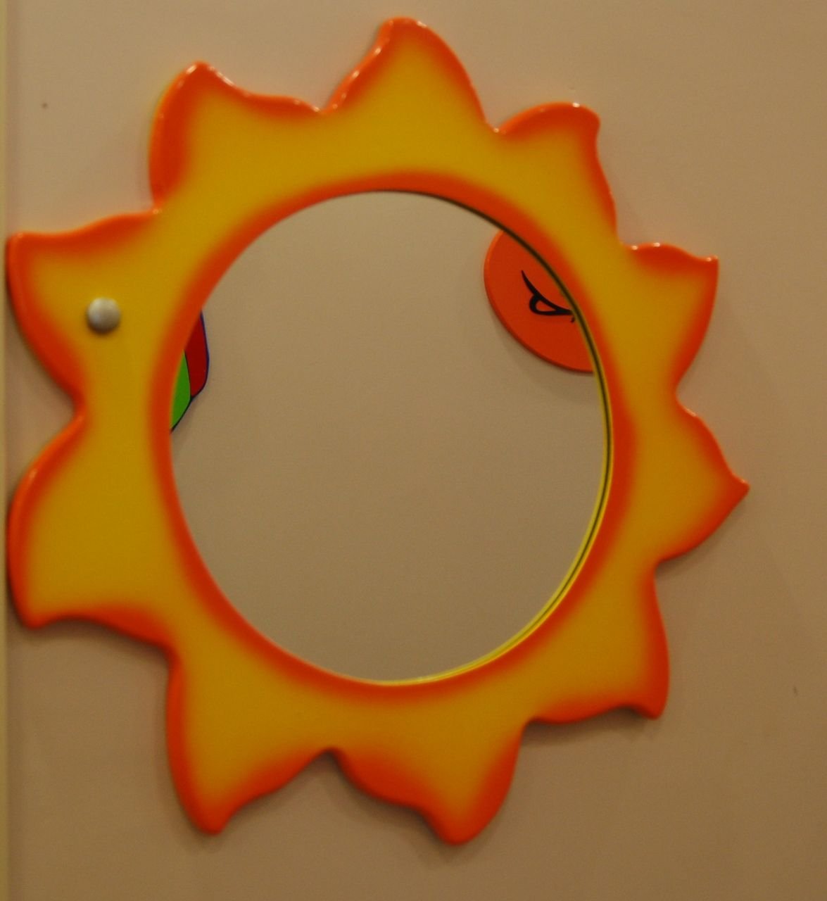 Güneş Lavabo Aynası