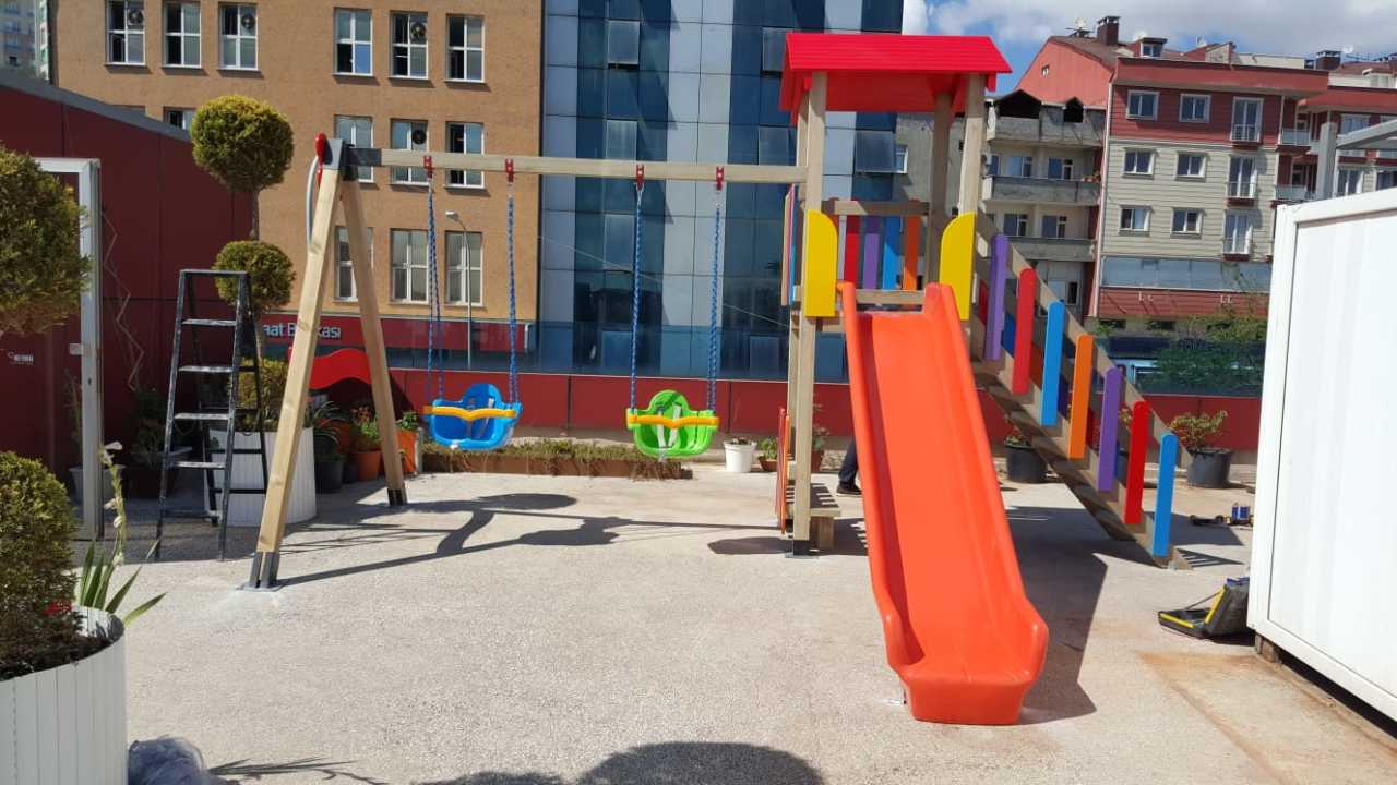 Tek Kule İkili Salıncaklı Oyun Parkı