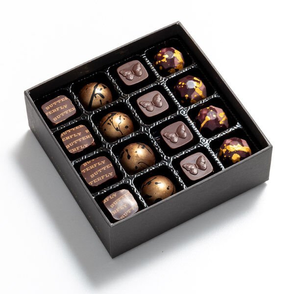 16 lı Keşif Koleksiyonu Çikolata Kutusu