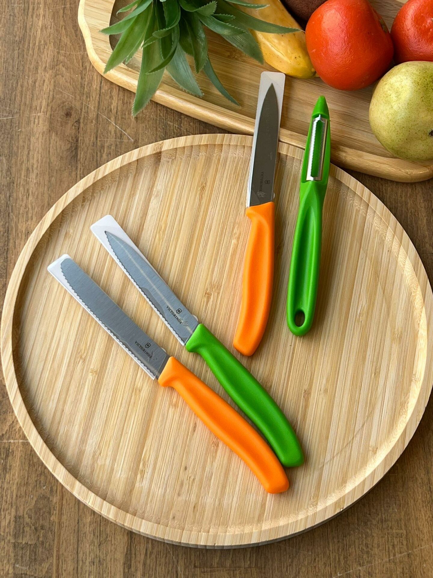 Victorinox Yeşil&Turuncu Bıçak&Soyacak Seti 4 Parça