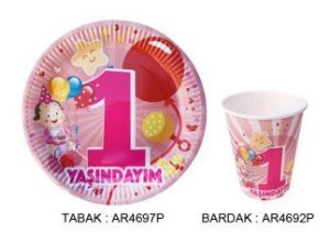 8 Lİ 1 YAŞINDAYIM BARDAK KARTON PEMBE