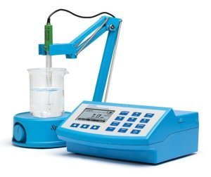 HANNA HI83300 Çoklu Parametre Masaüstü Fotometre ve pH metre