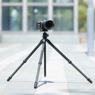 Ulanzi MT-60 Karbon Fiber Taşınabilir Travel Tripod Monopod