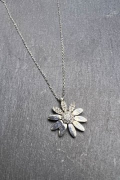 Çiçek Desenli Taşlı Gümüş Kolye By-6439