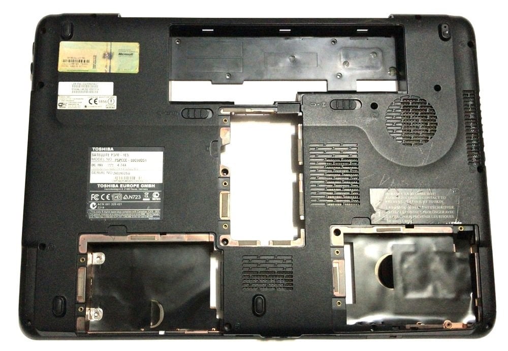 Toshiba Satellite P300 P305 Alt Kasa Bottom Case EABD3001010