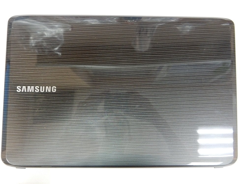 Samsung R528 R530 R540 RV510 R538 R525 Ekran Arka Kasası Lcd Cover BA75-02370B