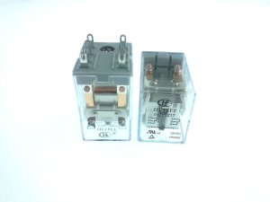 Hongfa Röle, 12V/DC 2 Kontak HF18FF & 012-2Z1T