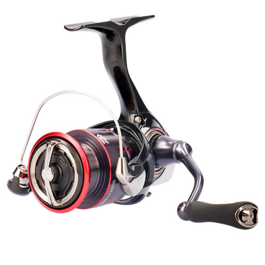 Daiwa Fuego 23 LT 3000 CXH Makara