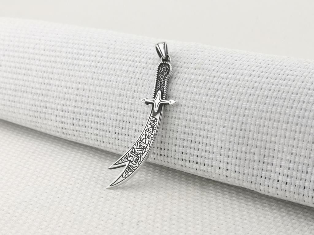 Zülfikar Kılıç Tasarımlı 925 Ayar Gümüş Kolye Ucu