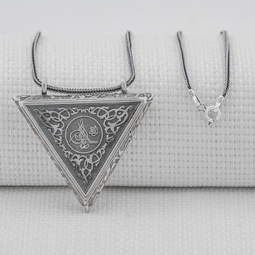 Osmanlı Tuğralı 925 Ayar Gümüş Üçgen Muska Kabı Orta Boy Kalın Zincirli