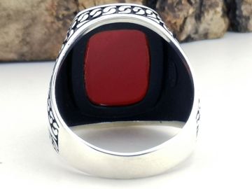 Kırmızı Akik Taşlı Oval Dikdörtgen Tasarımlı 925 Ayar Gümüş Yüzük