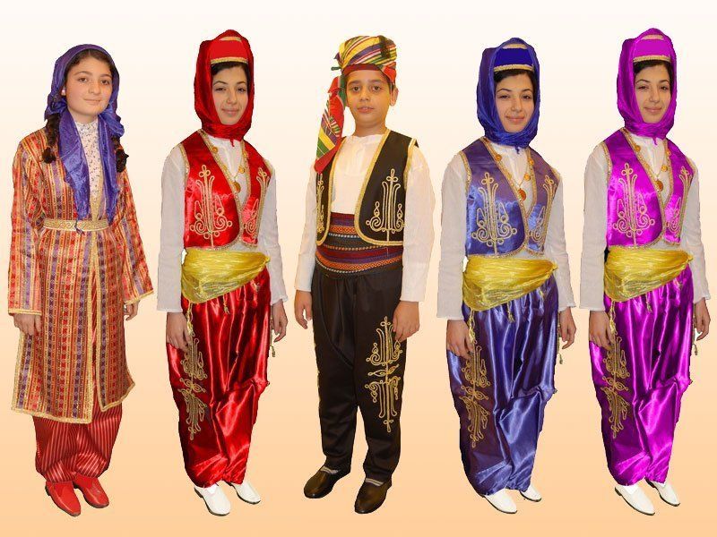 Kültürümüzün Renklerini Yansıtan Kostümler