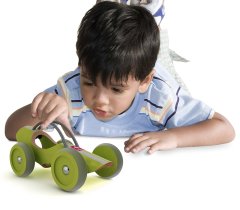 Hape E-Racer Yeşil Araba