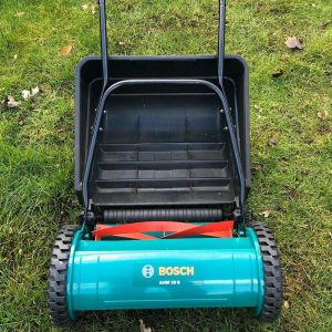 Bosch AHM 38G Mekanik Çim Biçme Makinesi 38 cm