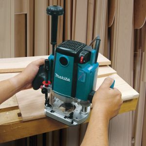 Makita RP2301FC Devir Ayarlı Elektronik Dik El Frezesi 2100 Watt