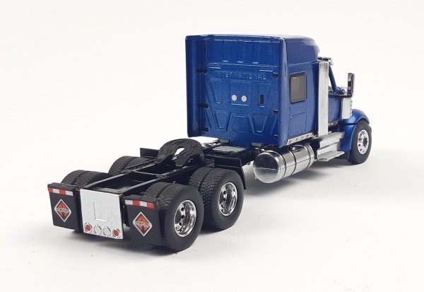 Diecast Masters 71026 1/50 International LoneStar Kabinli Çekici, Kapıları Açılır, Mavi, Sergilemeye Hazır Metal Model