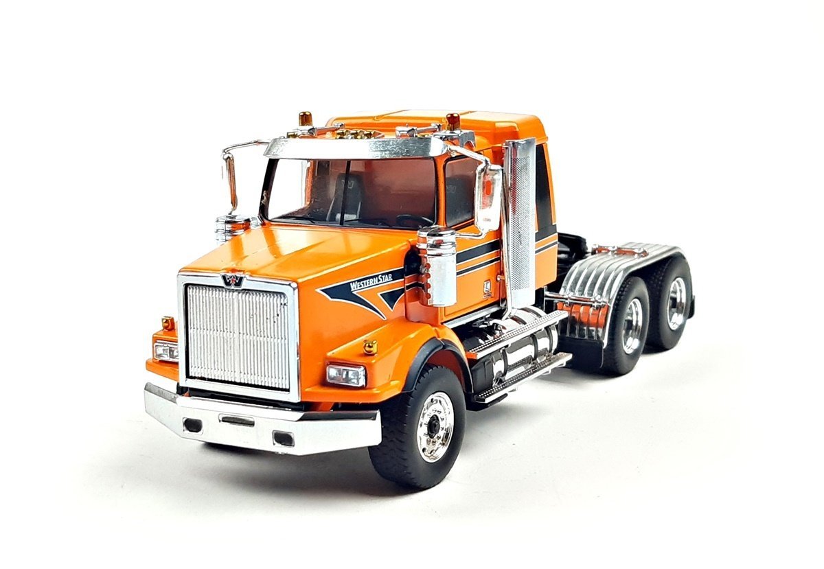 Diecast Masters 71063 1/50 Western Star 4900 SB Kabinli Tandem Çekici, Metalik Turuncu, Sergilemeye Hazır Metal Model