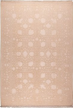 Self Patterned Soft Colored Hand Carpet