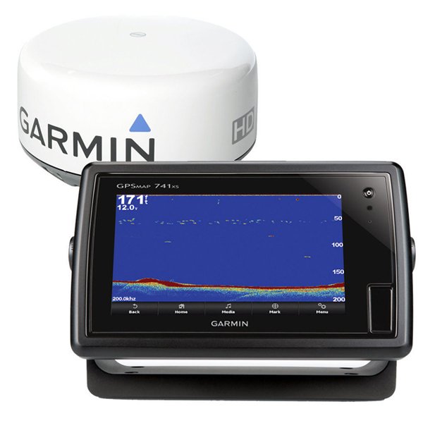 Garmin GPS 721xs/GMR 18HD Bundle