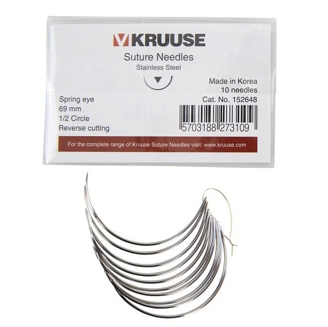Kruuse-Vet Sütür İğnesi. Spring Eye. 1/2. Keskin. 69 mm. 10/pk