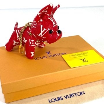 LOUİS VUİTTON DOG CHARM KEYCHAİN  ÇANTA SÜSÜ VE ANAHTARLIK