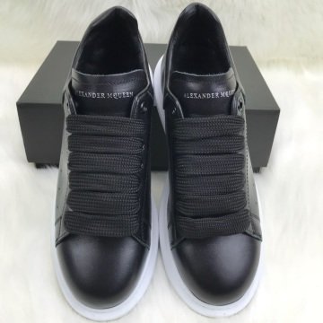 ALEXANDER McQueen %HAKİKİ DERİ BAYAN SNEAKER SİYAH BEYAZ