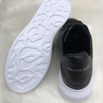 ALEXANDER McQueen %HAKİKİ DERİ BAYAN SNEAKER SİYAH BEYAZ