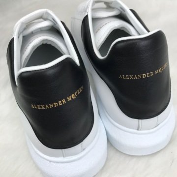 ALEXANDER McQueen %HAKİKİ DERİ ERKEK SNEAKER BEYAZ SİYAH