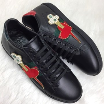 GUCCİ SNEAKERS BAYAN AYAKKABI %HAKİKİ DERİ