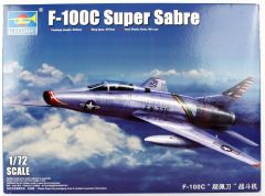Trumpeter 01648 1/72 F-100C Super Sabre Savaş Uçağı Demonte Plastik Maketi