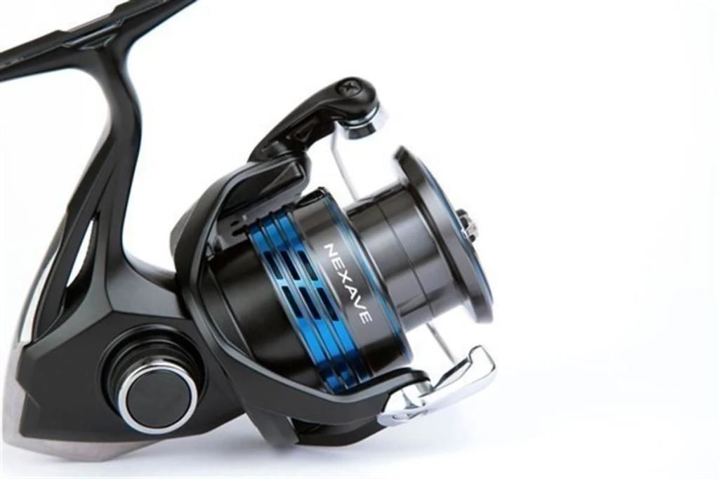 SHIMANO Nexave FL 4000 HG Spin Olta Makinesi