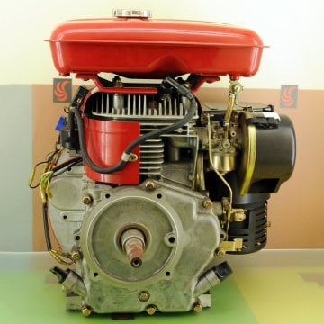 Wisconsin WE400 Benzinli Motor 11Hp