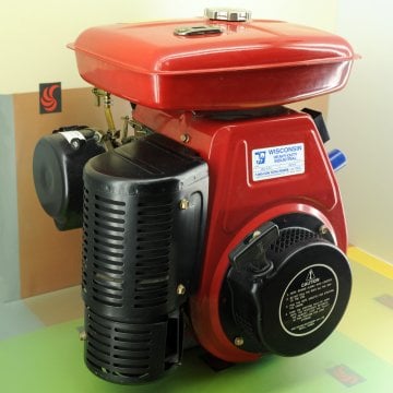 Wisconsin WE400 Benzinli Motor 11Hp