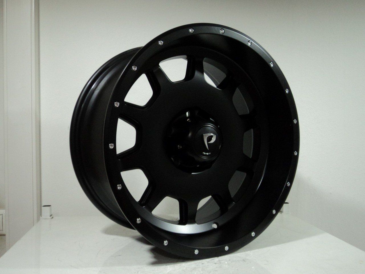 POWCAN BK 5080 9x18inç 6x139.7 ET12 110 MAT BLACK Machıned Replika Çelik Jant