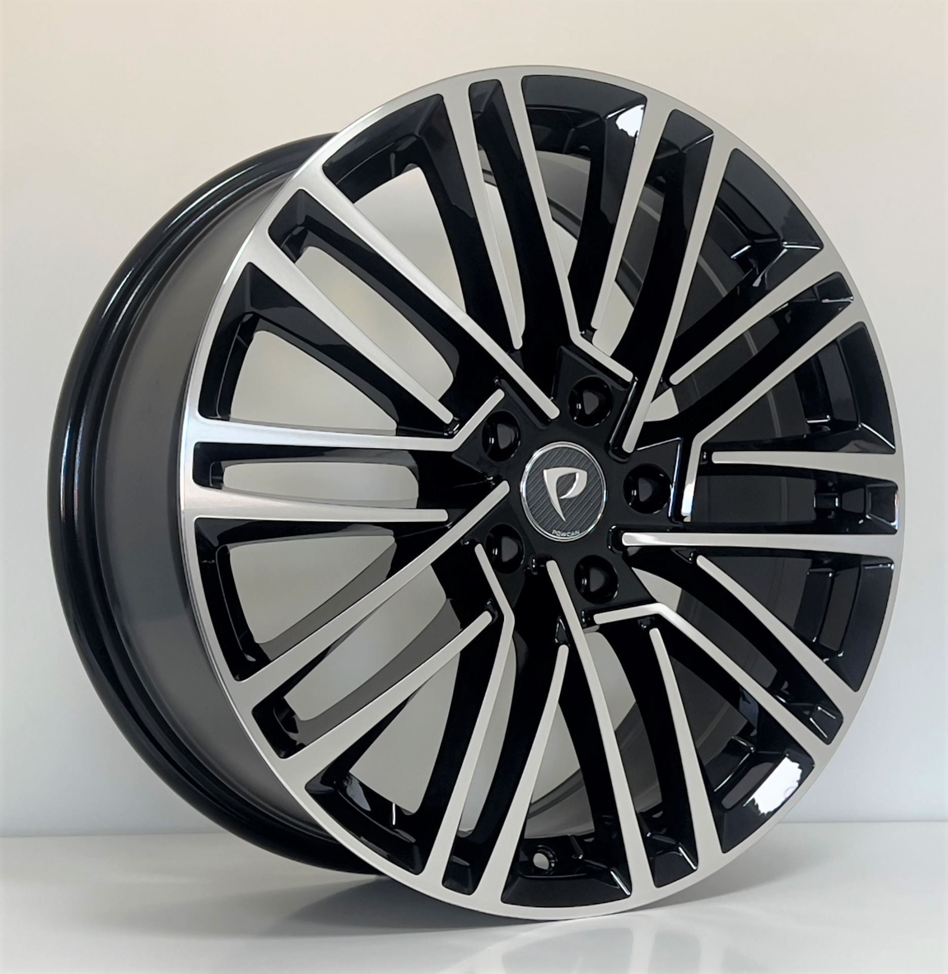 BKY 1191 7.5X18İNÇ 5X112 ET45 57.1 BLACK MACHINED XL ÇELİK JANT