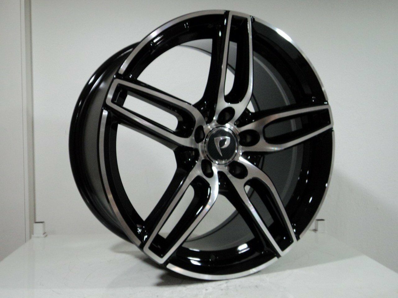 BK 5434 9x18inç 5x112 ET45 66.56 Black Machined Çelik Jant