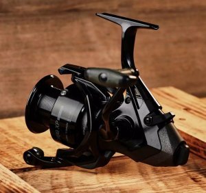 Okuma Dyna Drag XP Baitfeeder Olta Makinesi