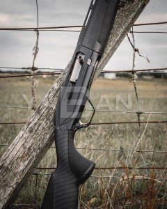 BROWNING MAXUS 2 COMPOSITE CARBON FIBER YARI OTOMATİK AV TÜFEĞİ