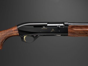 BENELLI MONTEFELTRO BECCACCIA 20 YARI OTOMATİK AV TÜFEĞİ