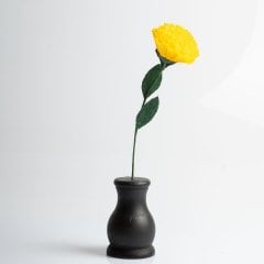 Siyah Vazosunda Kadife Çiçeği