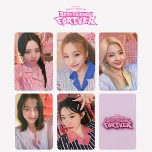 ITZY '' 2024 Season's Greetings Best Friend Forever '' Photocards Set