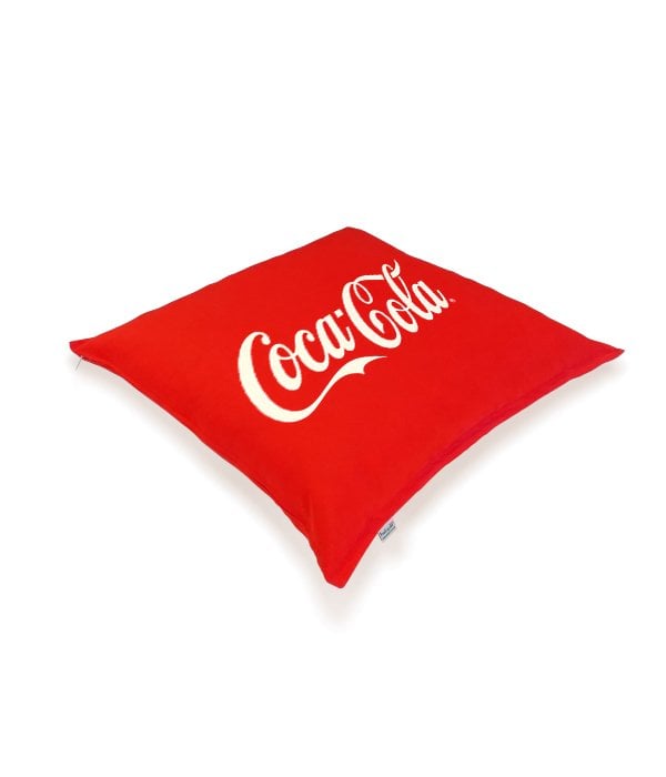 Yer Minderi Logolu 100x100 cm Coca Cola