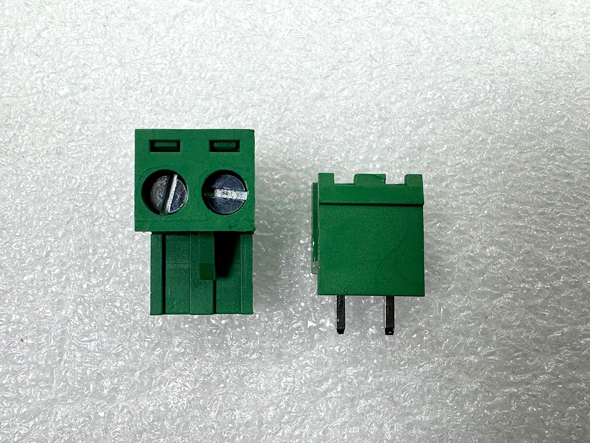 5.08MM 2 PIN 180C KLEMENS