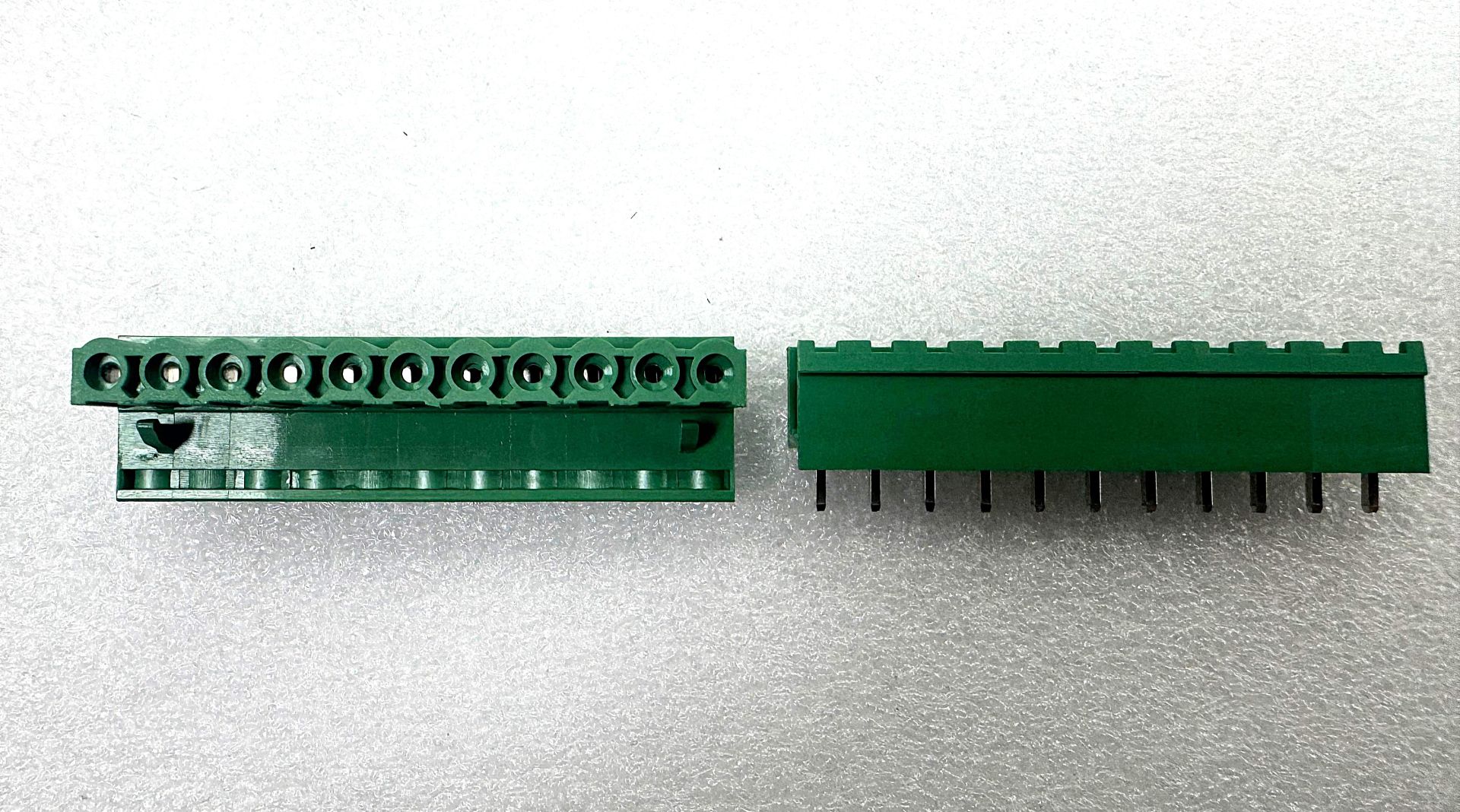 5.08MM 11 PIN 180C KLEMENS