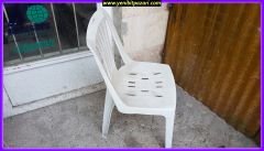 2. el siesta pilastik beyaz sandalye (renkte solma var ) sorunsuz durumdadır