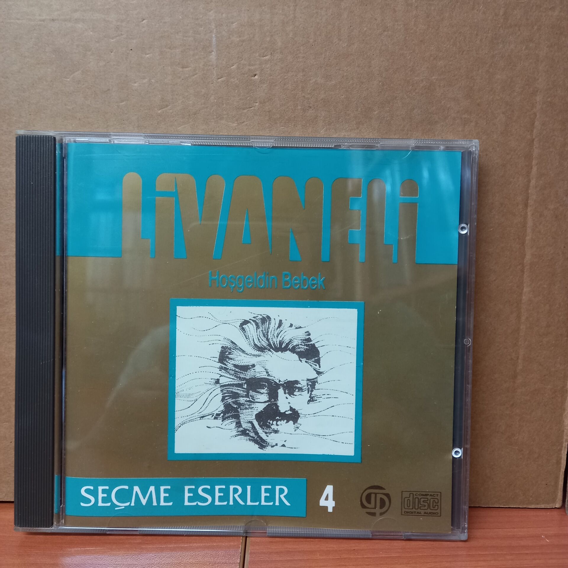 ZÜLFÜ LİVANELİ - HOŞGELDİN BEBEK / SEÇME ESERLER 4 (1990) - CD 2.EL