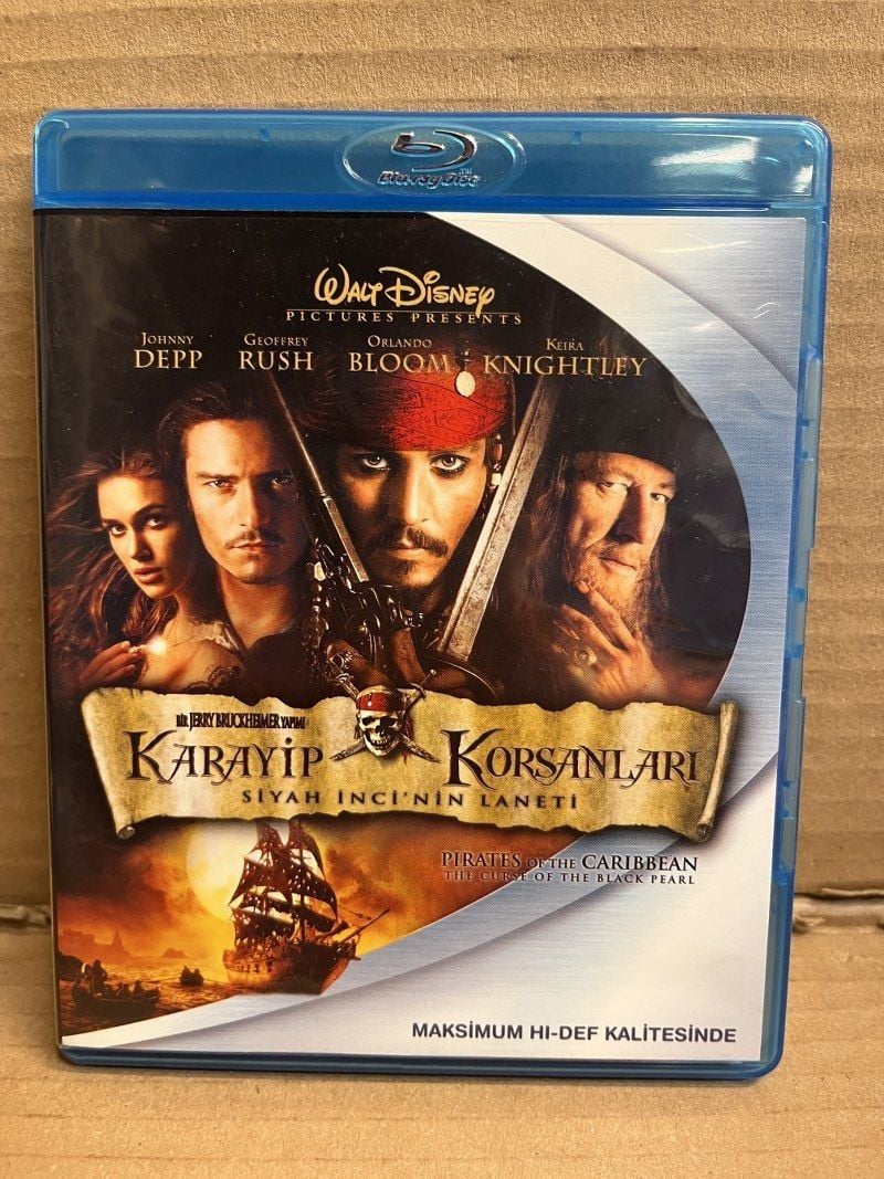 PIRATES OF THE CARIBBEAN THE CURSE OF THE BLACK PEARL - KARAYİP KORSANLARI SİYAH İNCİ'NİN LANETİ - JOHNNY DEPP - BLU-RAY 2.EL