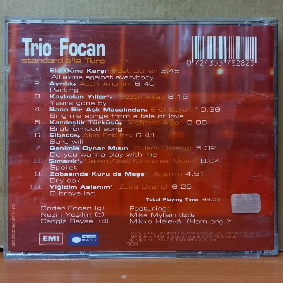 TRIO FOCAN - STANDARD A'LA TURC / ÖNDER FOCAN, NEZİH YEŞİLNİL, CENGİZ BAYSAL (2001) - CD 2.EL