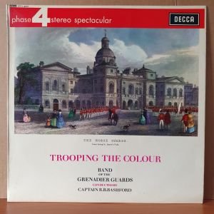 TROOPING THE COLOUR / THE BAND OF THE GRENADIER GUARDS (1964) - LP 2.EL PLAK